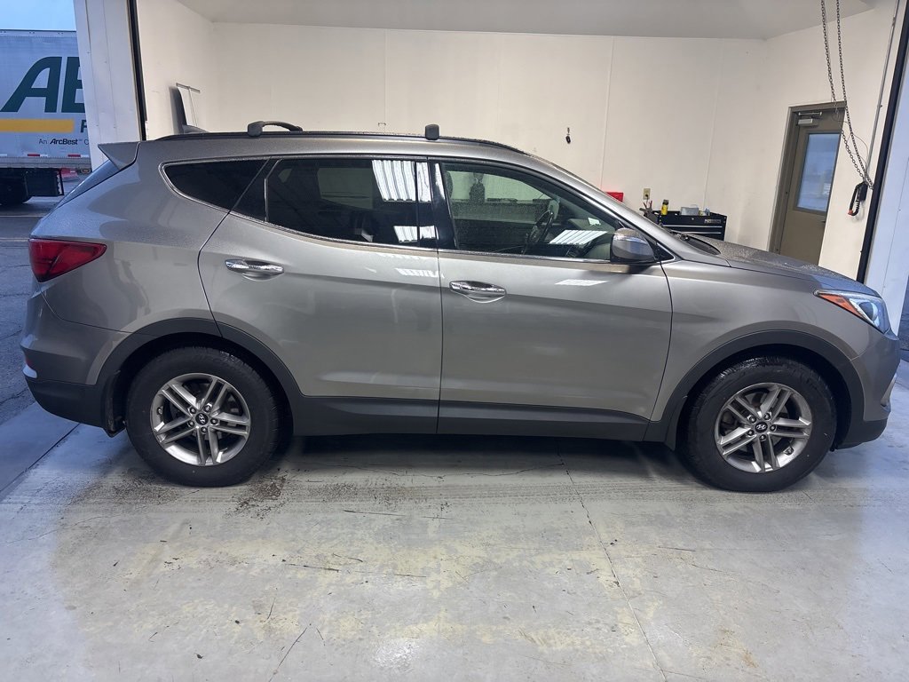 Used 2018 Hyundai Santa Fe Sport image 3