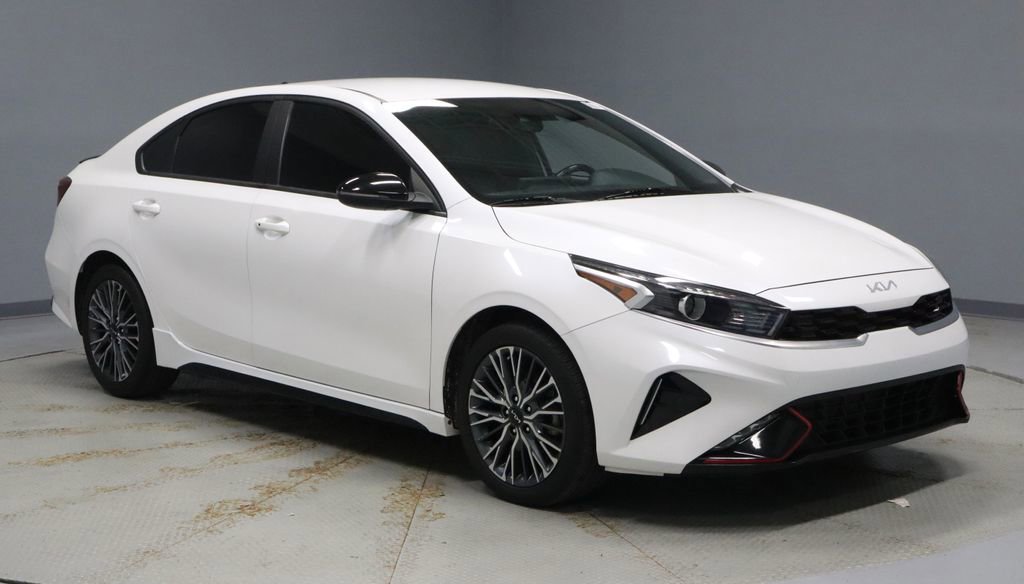 Used 2023 Kia Forte GT-Line image 1