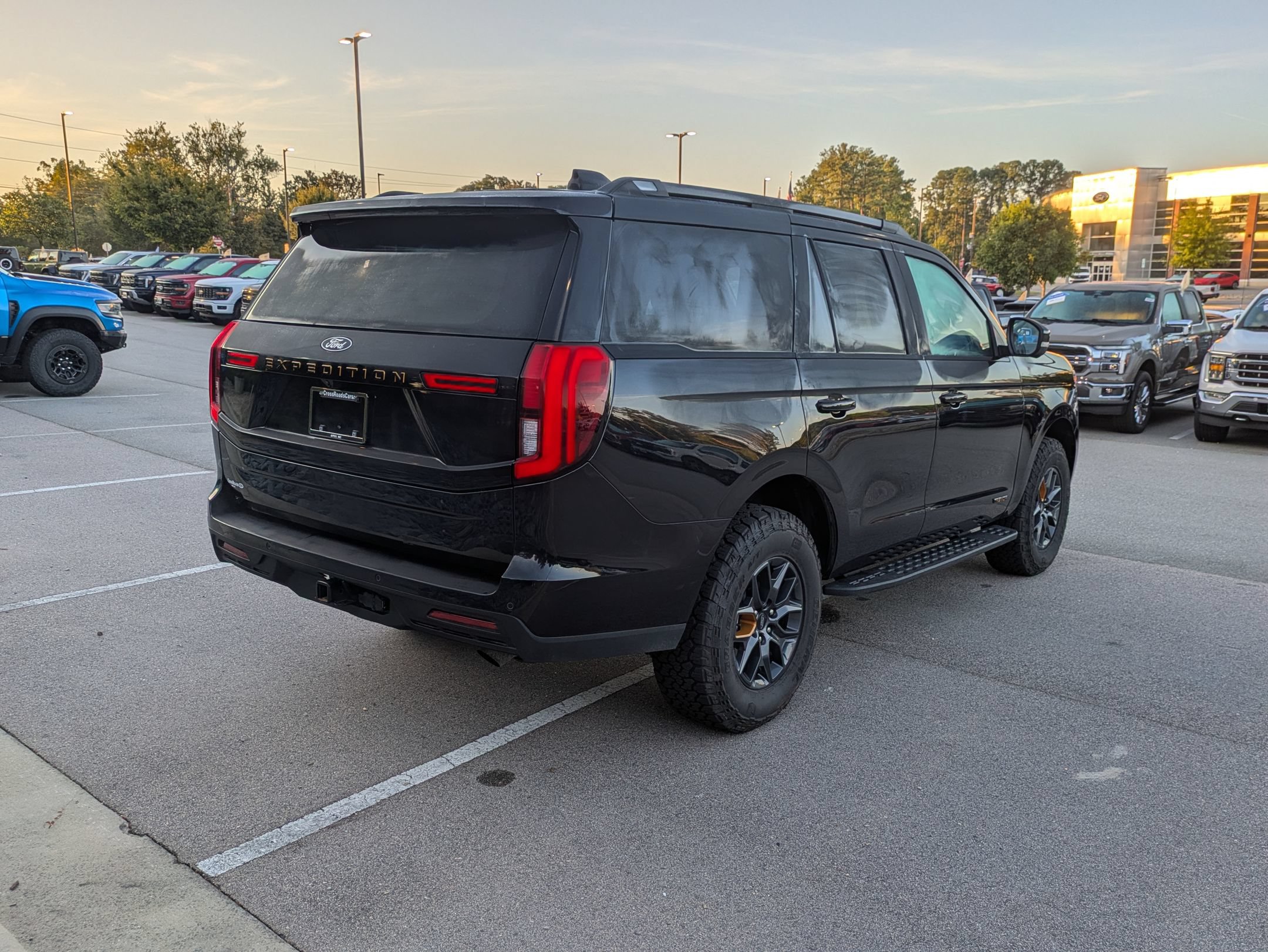 Certified 2026 Ford Expedition Tremor AWD/4WD image 4