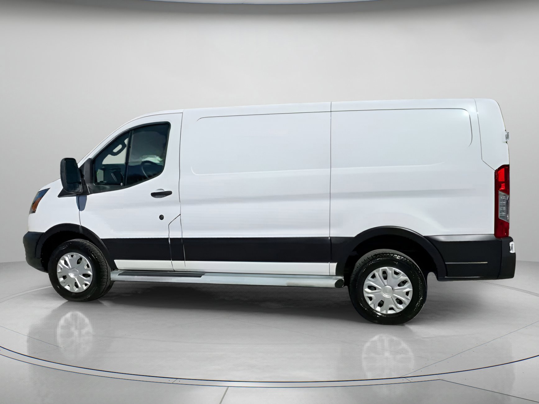 Certified 2024 Ford Transit 250 w/ Exterior Upgrade Package image 9