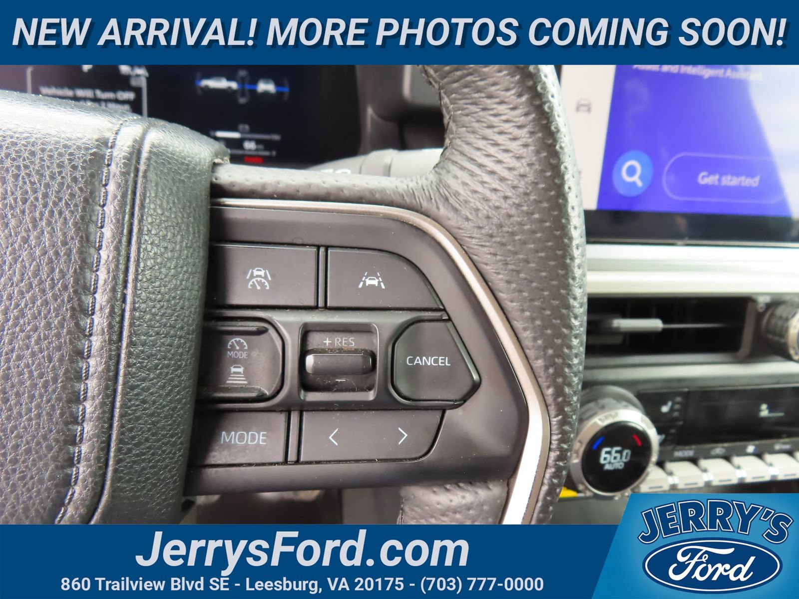 Used 2024 Toyota Tacoma TRD Off-Road w/ TRD Off Road Premium Package AWD/4WD image 22