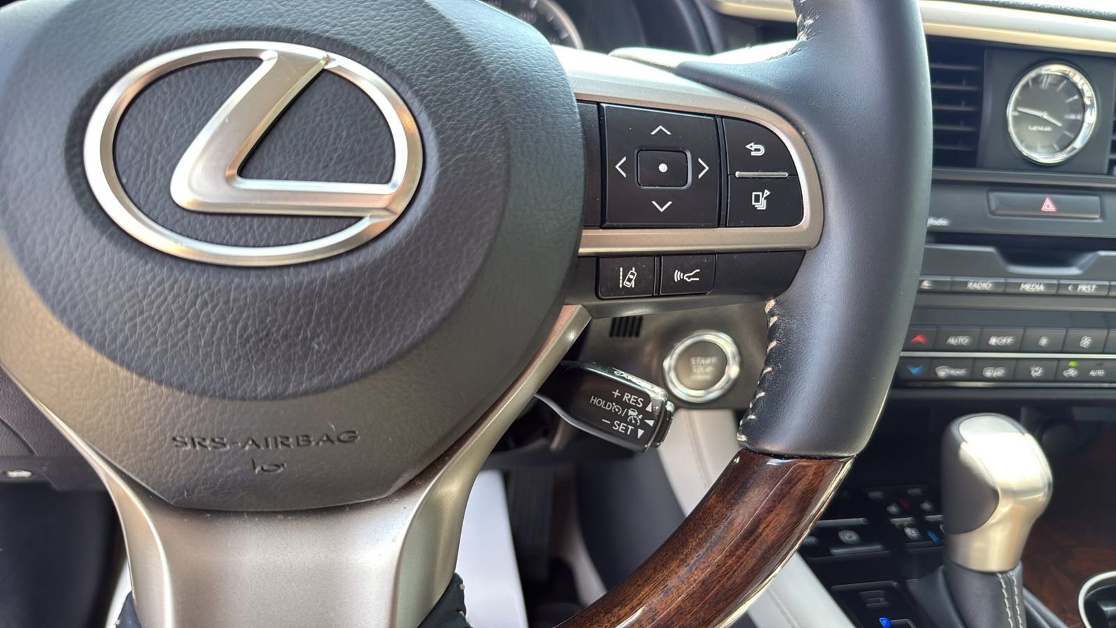 Used 2017 Lexus RX 350 AWD image 14