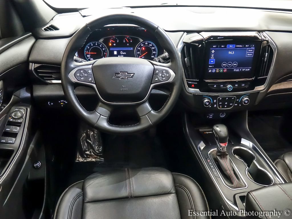 Used 2023 Chevrolet Traverse RS AWD/4WD image 16