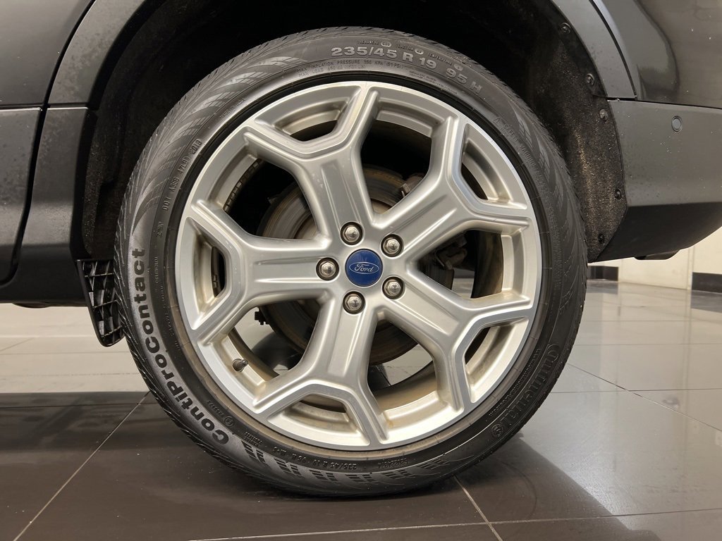 Certified 2019 Ford Escape Titanium image 7