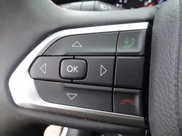 Used 2025 Jeep Compass Trailhawk AWD/4WD image 17