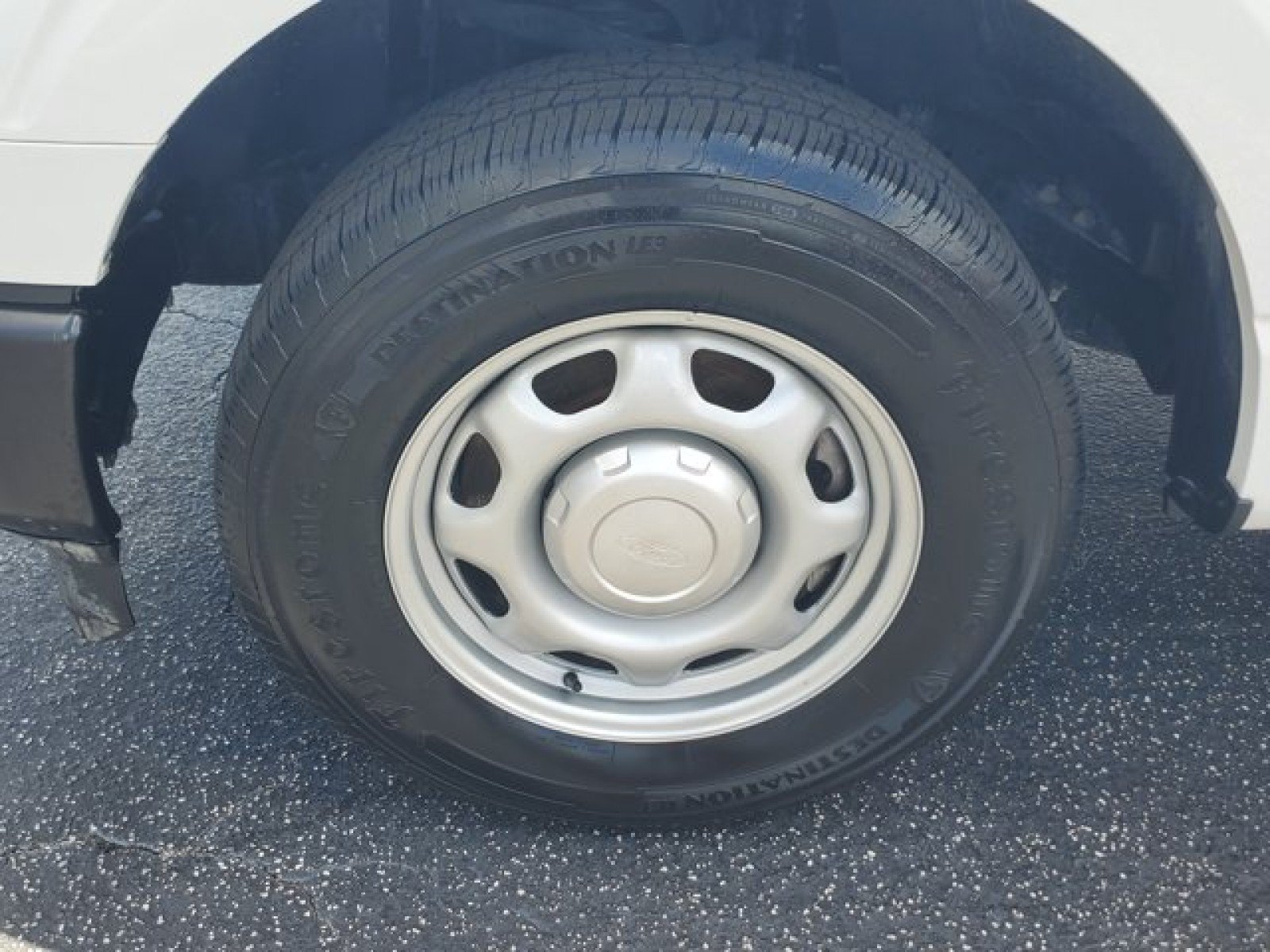 Certified 2023 Ford F150 XL RWD image 4