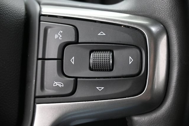 Used 2024 Chevrolet Suburban Premier AWD/4WD image 17