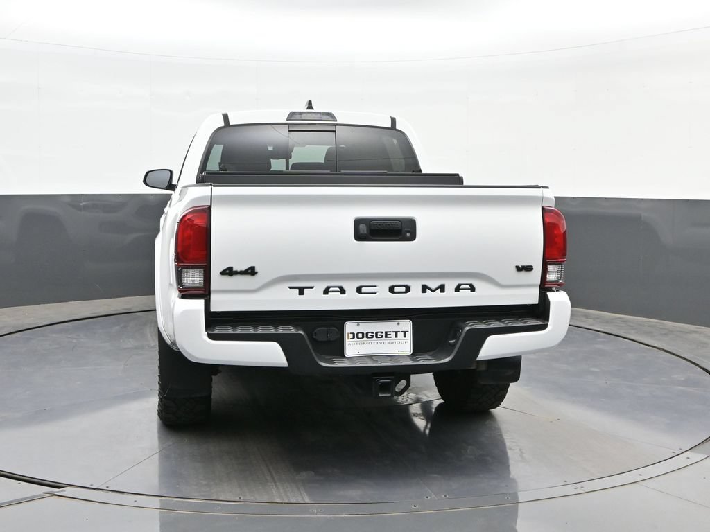 Used 2023 Toyota Tacoma SR5 w/ Technology Package AWD/4WD image 8