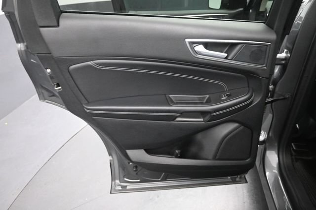 Certified 2024 Ford Edge Titanium AWD/4WD image 22
