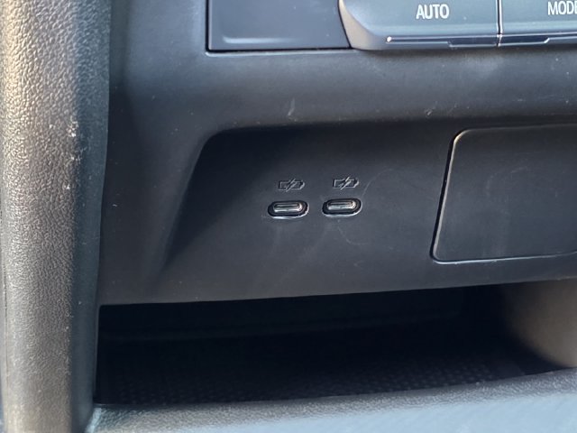 Used 2024 Chevrolet Traverse LS FWD image 22