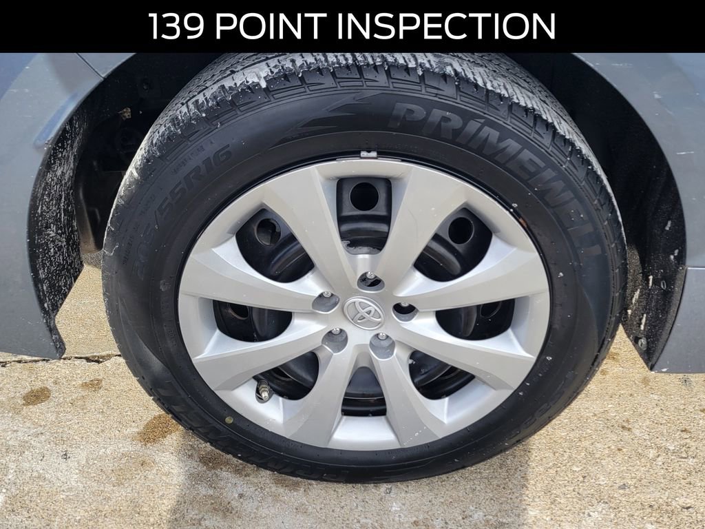 Used 2021 Toyota Corolla LE image 5