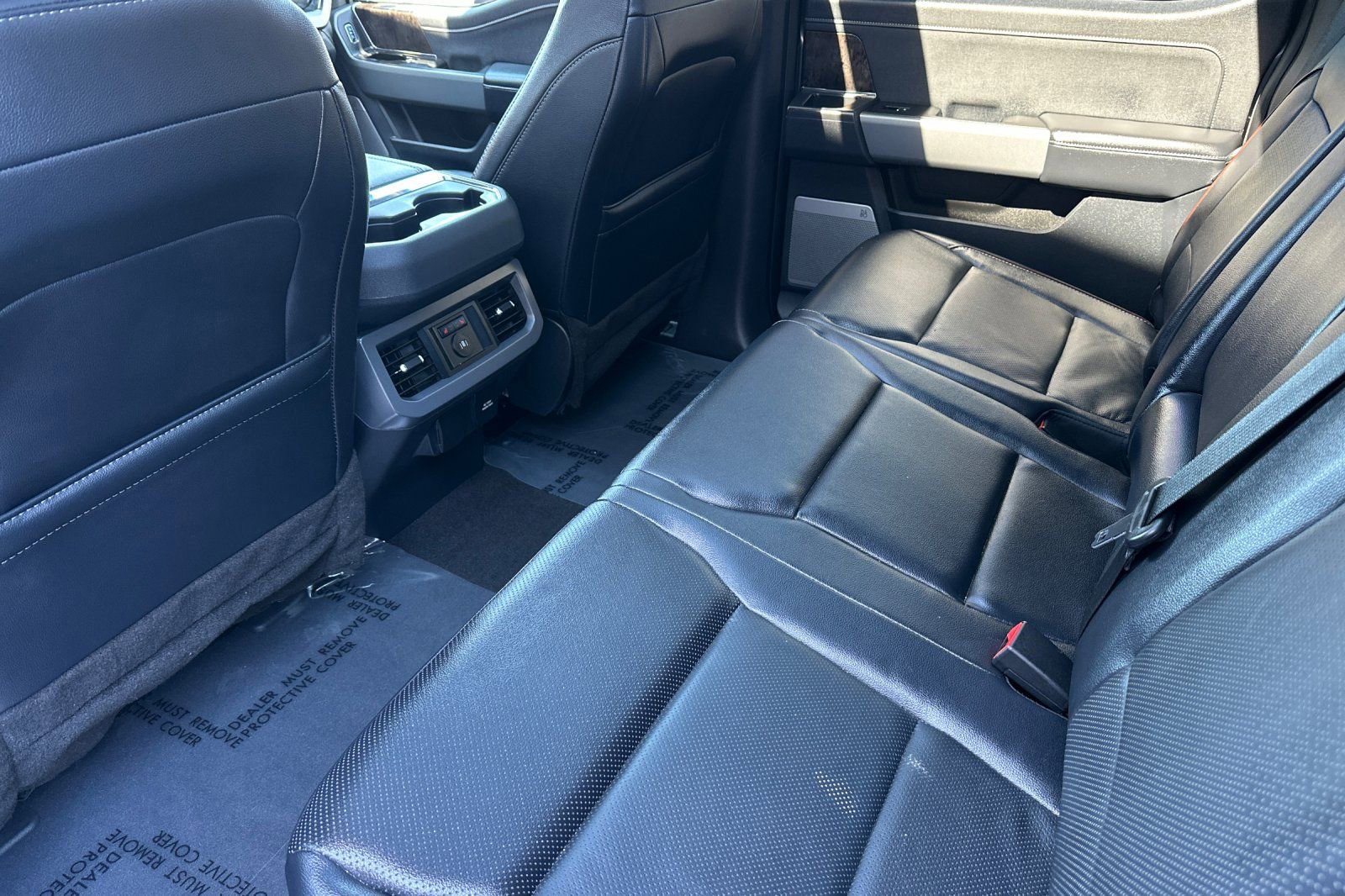 Certified 2024 Ford F250 Lariat w/ Lariat Ultimate Package image 16