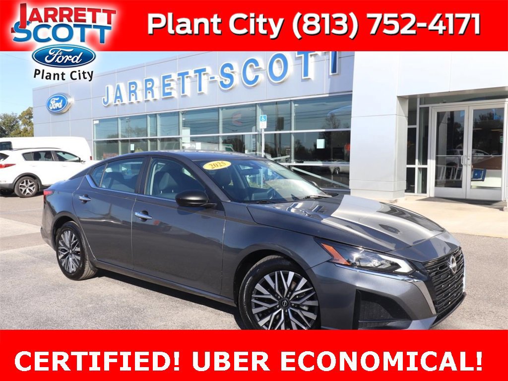 Used 2025 Nissan Altima 2.5 SV image 7