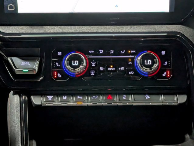 Used 2025 GMC Sierra 2500 AT4 AWD/4WD image 6