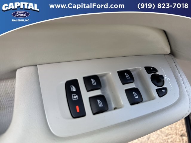 Used 2025 Volvo XC60 B5 Plus w/ Protection Package Premier AWD/4WD image 21