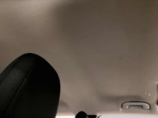 Used 2021 Jeep Renegade Latitude w/ Convenience Group AWD/4WD image 21