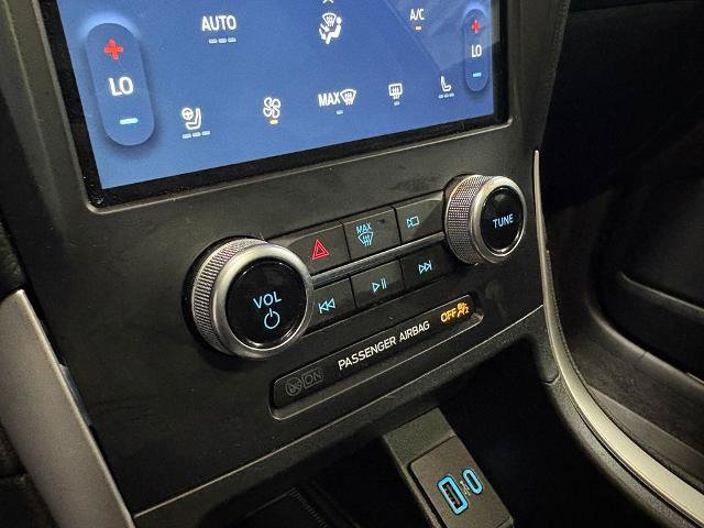 Certified 2024 Ford Edge ST-Line AWD/4WD image 19