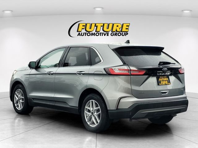 Certified 2024 Ford Edge SEL image 3