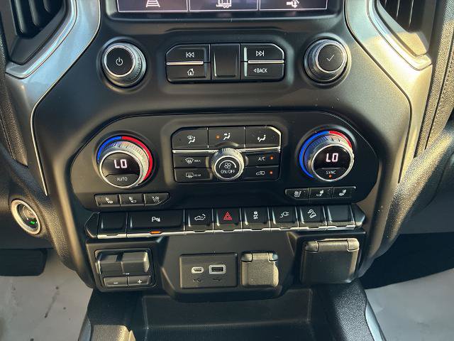 Used 2021 Chevrolet Silverado 1500 LTZ AWD/4WD image 24