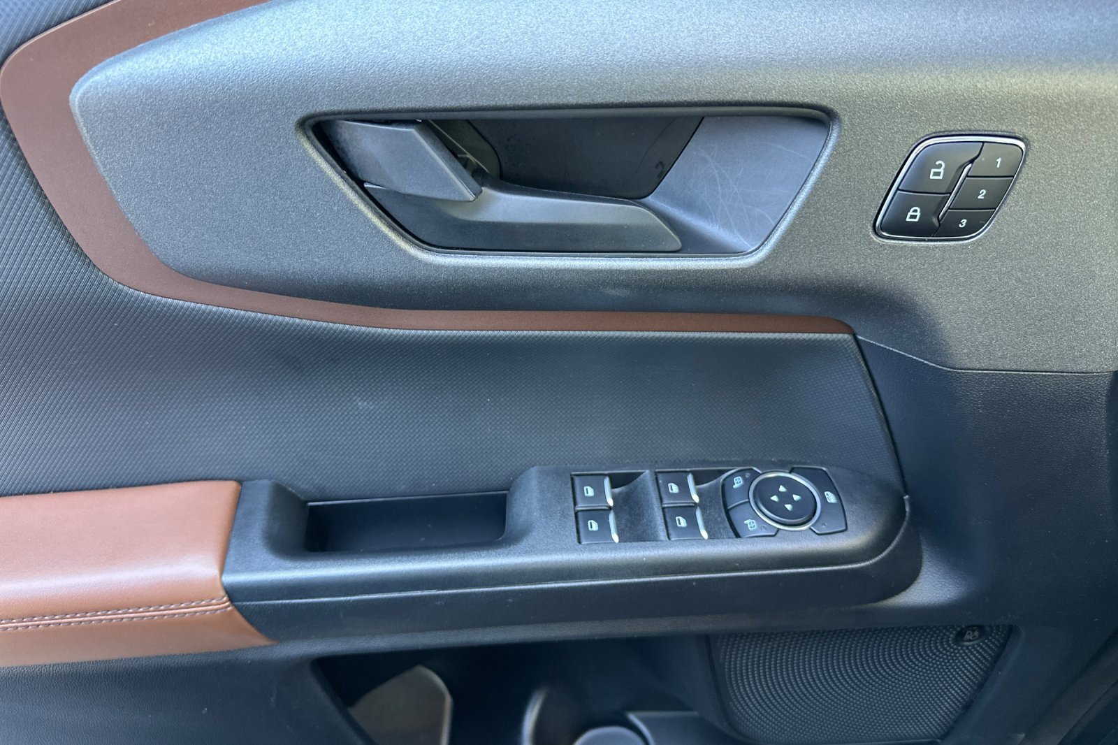 Certified 2025 Ford Bronco Sport Outer Banks w/ Outer Banks Tech Package+ image 11