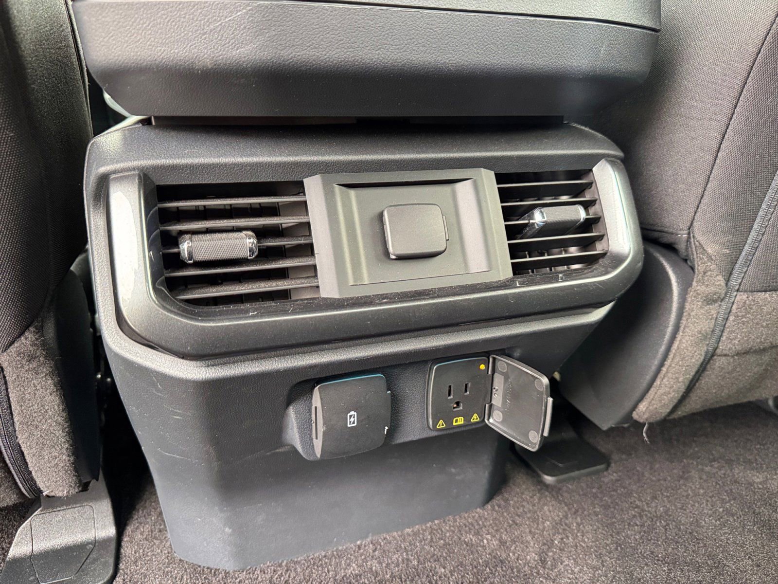 Certified 2022 Ford F150 XLT w/ Equipment Group 302A High image 19