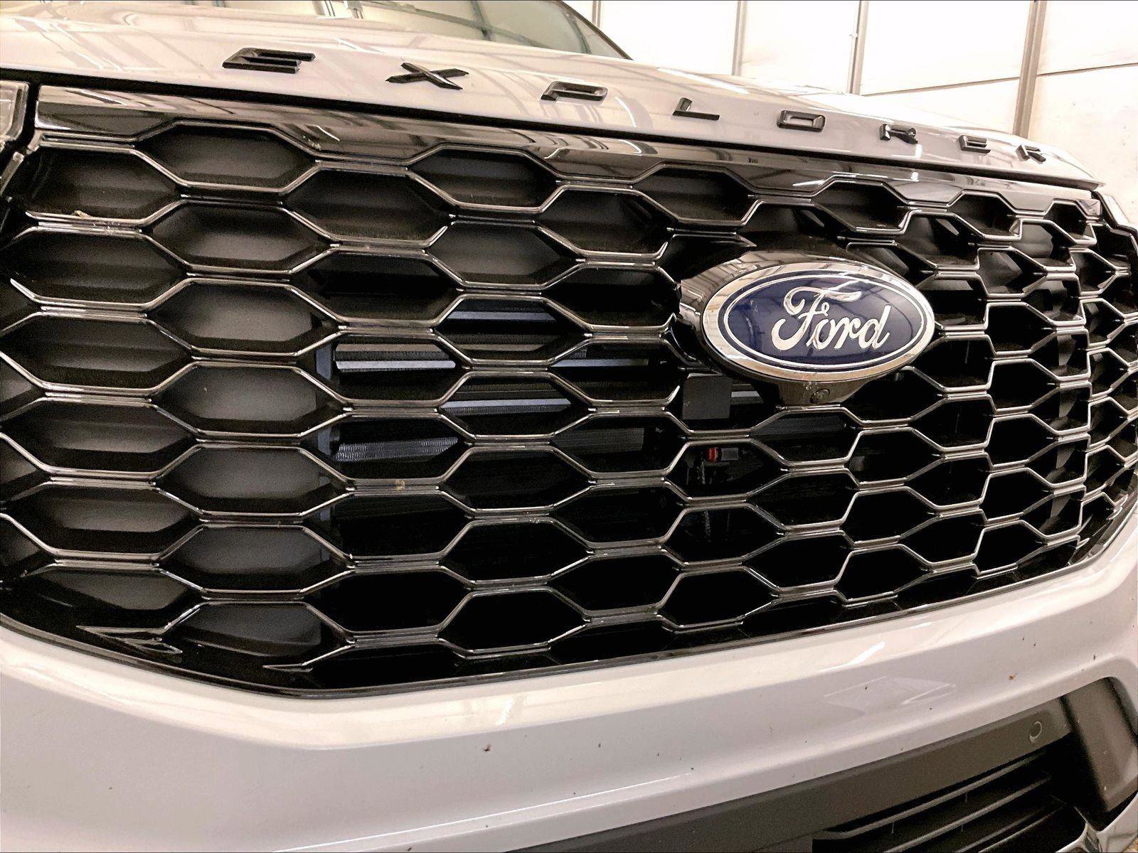 Certified 2026 Ford Explorer ST-Line AWD/4WD image 30