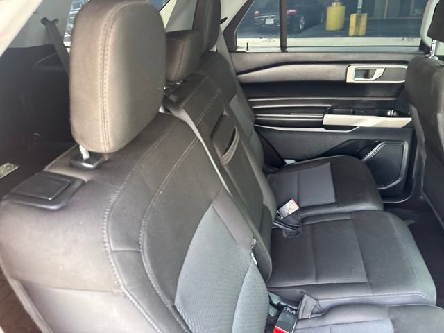 Certified 2024 Ford Explorer XLT RWD image 11