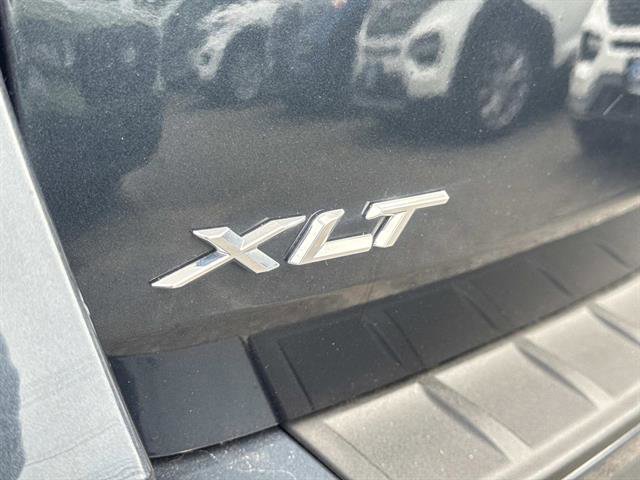 Certified 2022 Ford Explorer XLT w/ Equipment Group 202A image 27