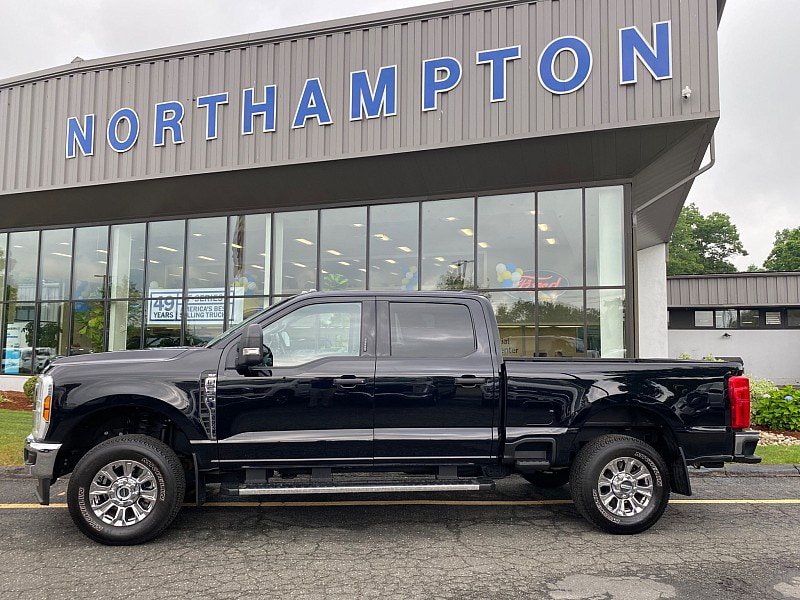 Certified 2024 Ford F250 XLT w/ Snow Plow Prep Package AWD/4WD image 4