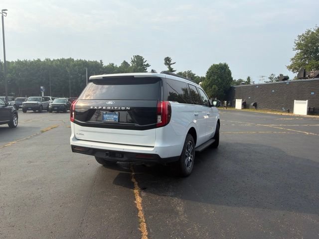 Certified 2025 Ford Expedition Active AWD/4WD image 17