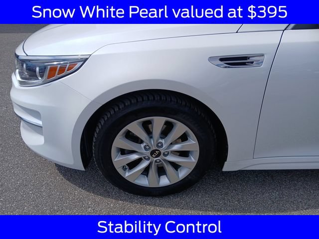 Used 2017 Kia Optima EX w/ Premium Package FWD image 4