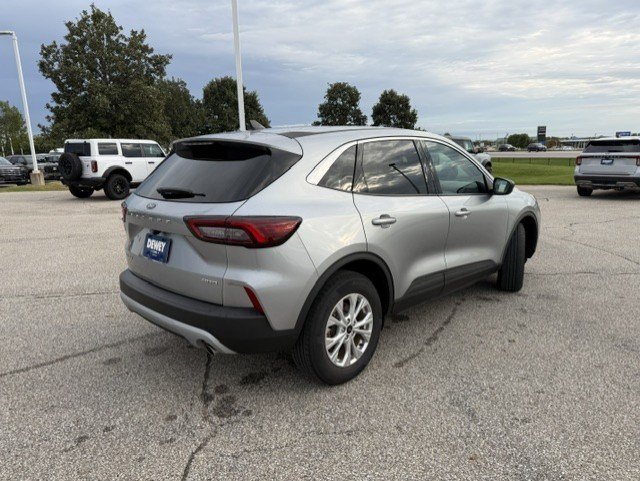 Certified 2024 Ford Escape Active AWD/4WD image 8