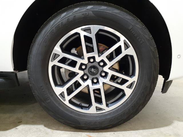 Certified 2025 Ford Expedition Active AWD/4WD image 22