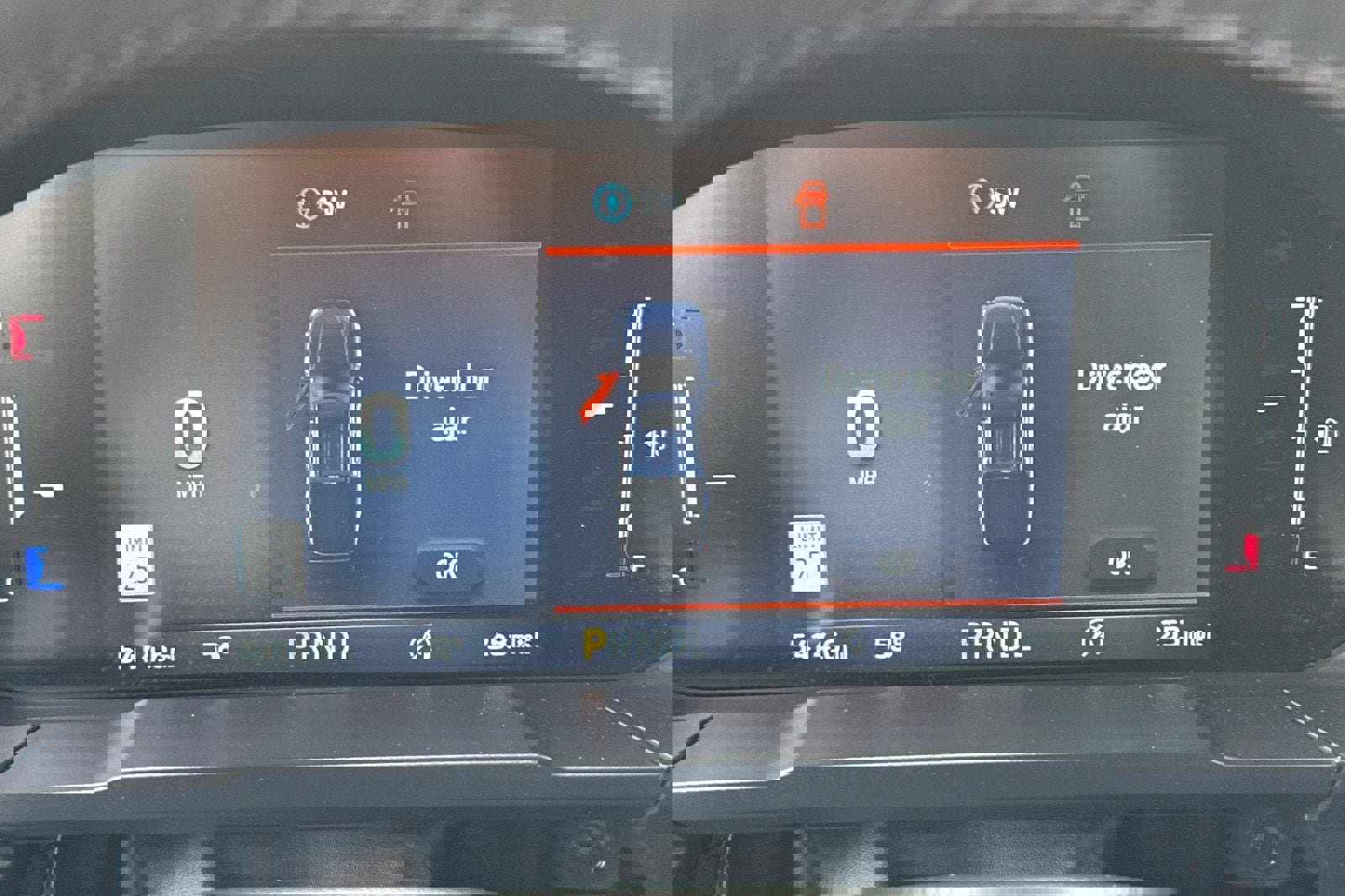 Certified 2025 Ford Maverick Lariat w/ Black Appearance Package image 25