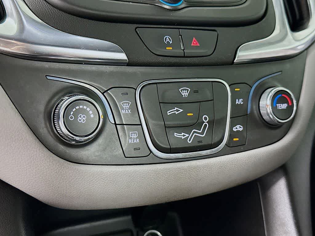 Used 2024 Chevrolet Equinox LS w/ Driver Confidence II Package FWD image 18