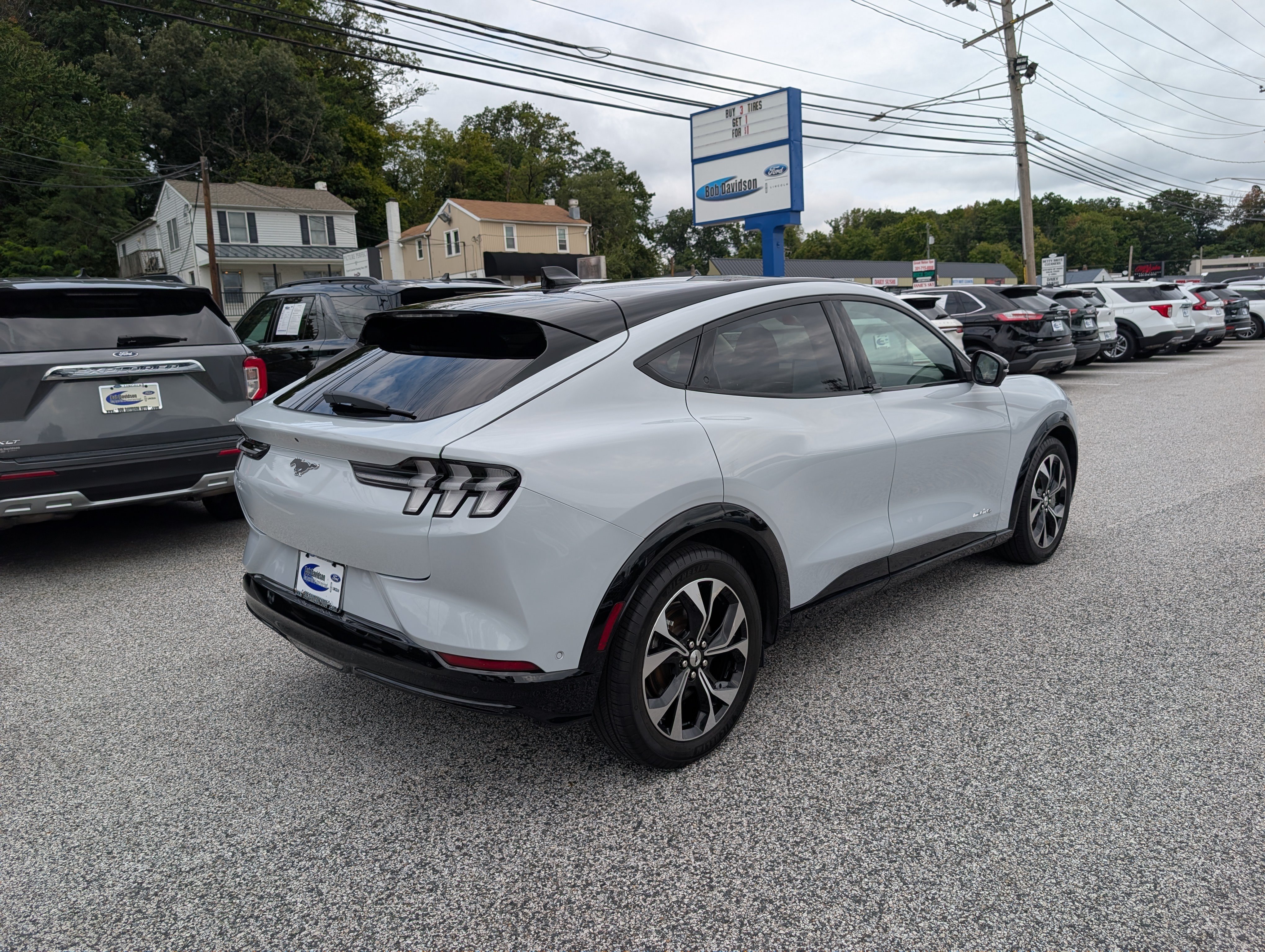 Certified 2023 Ford Mustang Mach-E Premium AWD/4WD image 7