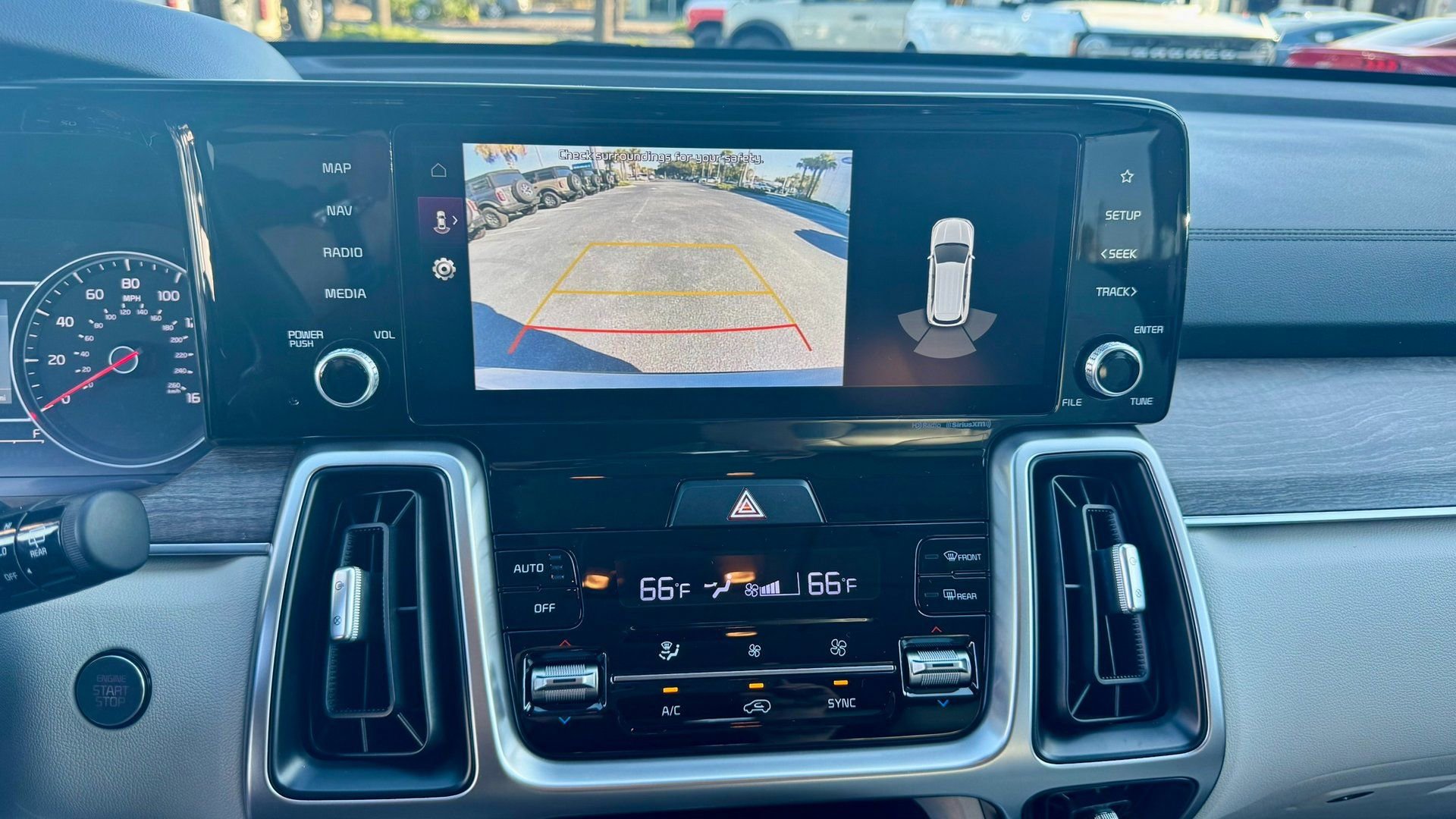 Used 2022 Kia Sorento S image 29