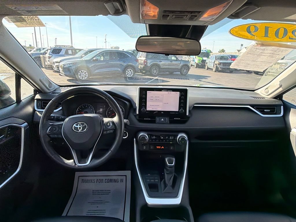 Used 2019 Toyota RAV4 XLE Premium w/ Cold Weather Package AWD/4WD image 19