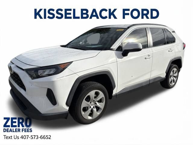 Used 2021 Toyota RAV4 LE FWD image 9