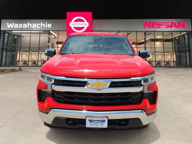 Used 2024 Chevrolet Silverado 1500 LT w/ Protection Package AWD/4WD image 2