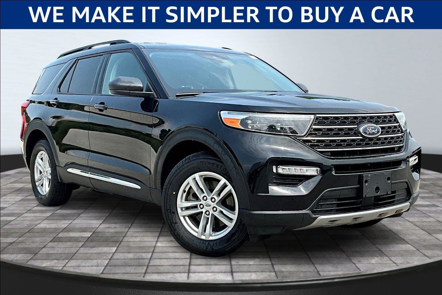 Certified 2022 Ford Explorer XLT w/ Equipment Group 202A