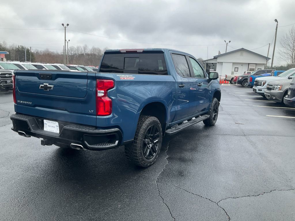 Used 2024 Chevrolet Silverado 1500 LT Trail Boss w/ LT Trail Boss Premium Package image 3