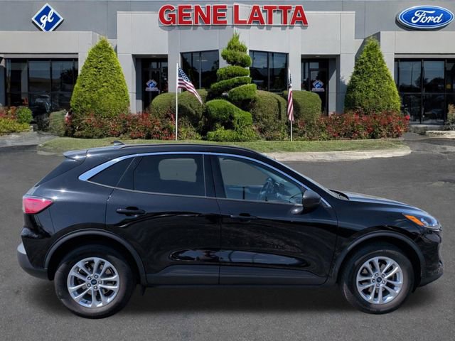 Certified 2022 Ford Escape SE w/ Cold Weather Package AWD/4WD image 9