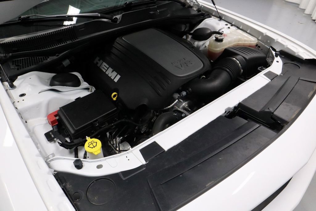 Used 2022 Dodge Challenger R/T w/ Driver Convenience Group image 15