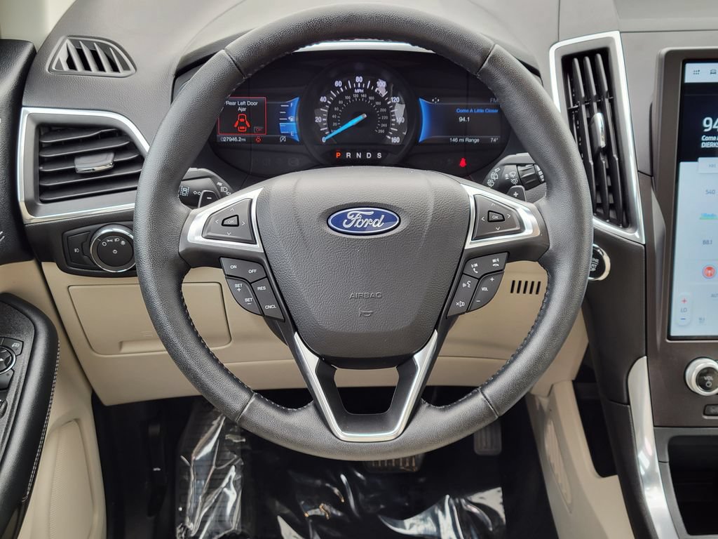 Certified 2021 Ford Edge Titanium w/ Class II Trailer Tow Package AWD/4WD image 28