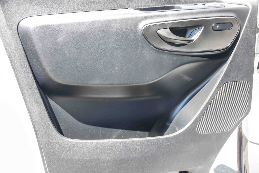 Used 2024 Mercedes-Benz Sprinter 2500 image 19