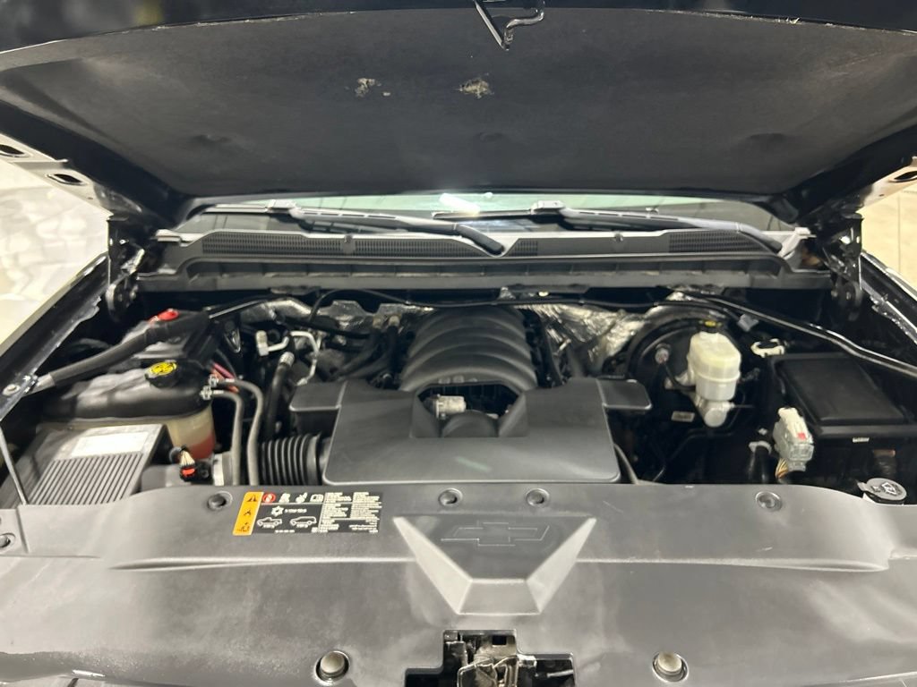 Used 2018 Chevrolet Silverado 1500 LT w/ Midnight Edition AWD/4WD image 25