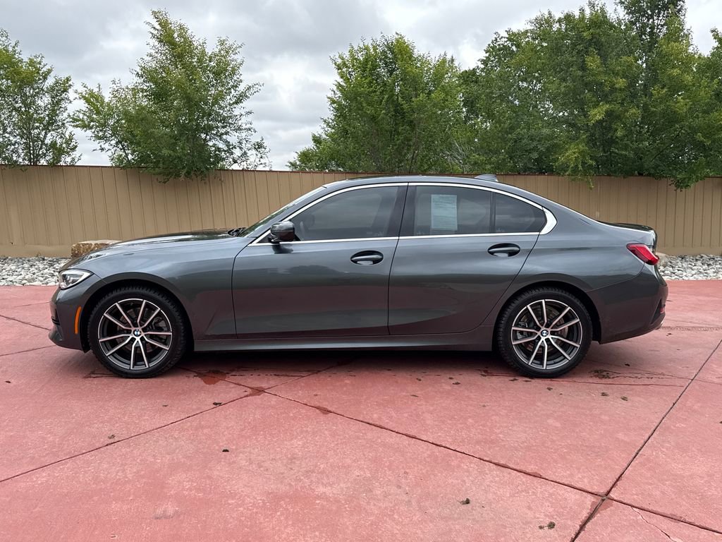 Used 2019 BMW 330i xDrive Sedan w/ Premium Package AWD/4WD image 4