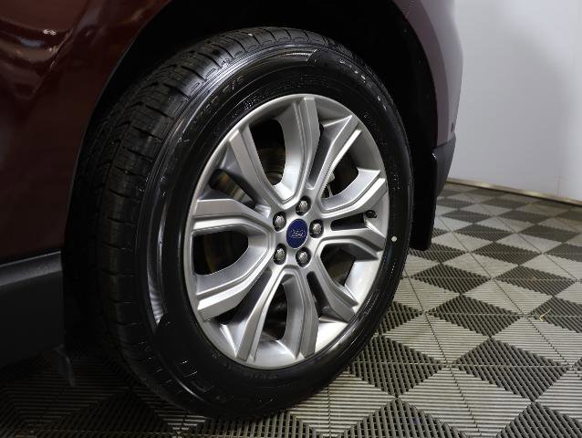 Certified 2019 Ford Edge Titanium w/ Equipment Group 301A image 25