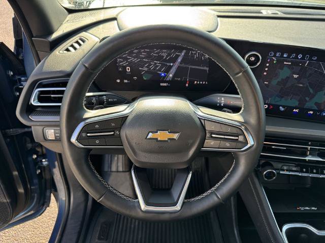 Used 2025 Chevrolet Traverse LT w/ Sun and Wheel Package FWD image 20